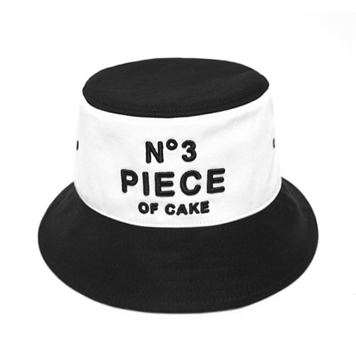 ★1+1★3D PIECE OF CAKE BUCKET HAT (WHT/BLK)