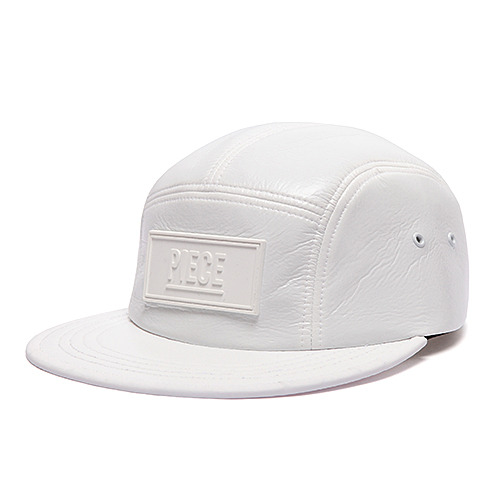 ★1+1★PIECE BOX GLOSSY CAMP CAP (WHITE)